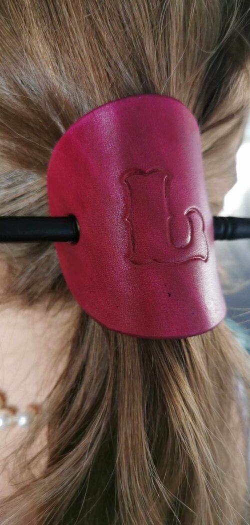 barrette en cuir tannage végétal enfant
